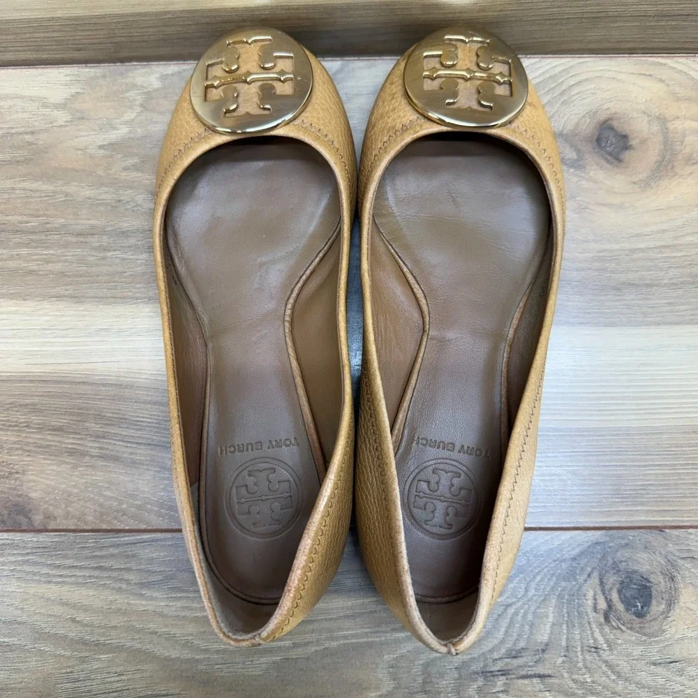 Tory Burch‎ Reva Flats Tan Womens 5 C Pebble Leather Gold Logo
